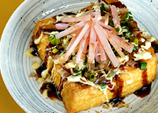 岩下の新生姜のせ厚揚げのお好み焼き風