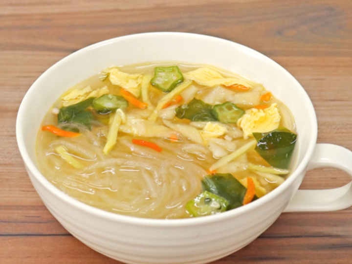 画像：『岩下の新生姜スープ』アレンジレシピ（春雨）